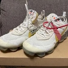 Off-White — Off-White Air Vapormax 2018 26cm Box & Laces — Sneaker — resale
