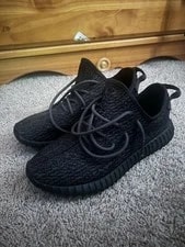 Yeezy — 10.5 Yeezy Boost 350 2023 Pirate - Preowned (Vnds) Without Box — Sneaker — resale