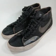 Nike SB — Nike SB Blazer Court Mid Size 10.5 Lifestyle FB1378-001 — Sneaker — resale
