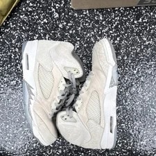 Jordan — Jordan Air 5 Retro SE Craft Light Orewood FD9222-180 — Sneaker — resale