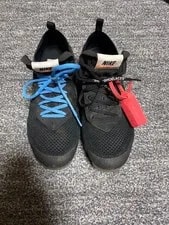 Off-White — Off-White Vapormax & Laces — Sneaker — resale