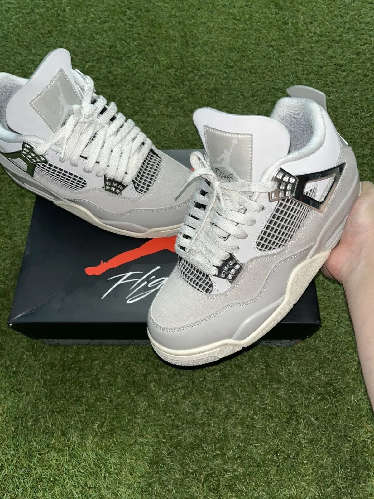 Air Jordan — Air Jordan 4 Retro Frozen Moment — Sneaker — resale