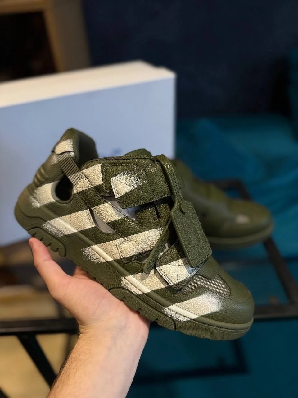 Off-White — Off-White Out of Office Sandal — Sneaker — resale