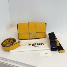 Fendi — Fendi Baguette Crossbody Adults Classic — Handbag — resale