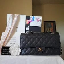 Chanel — $11,700 Chanel Double Flap Classic Medium Ca.viar Hw Serial 17 — Handbag — resale