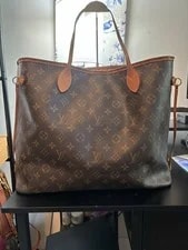 Louis Vuitton — Authentic Louis Vuitton Neverfull -Code — Handbag — resale