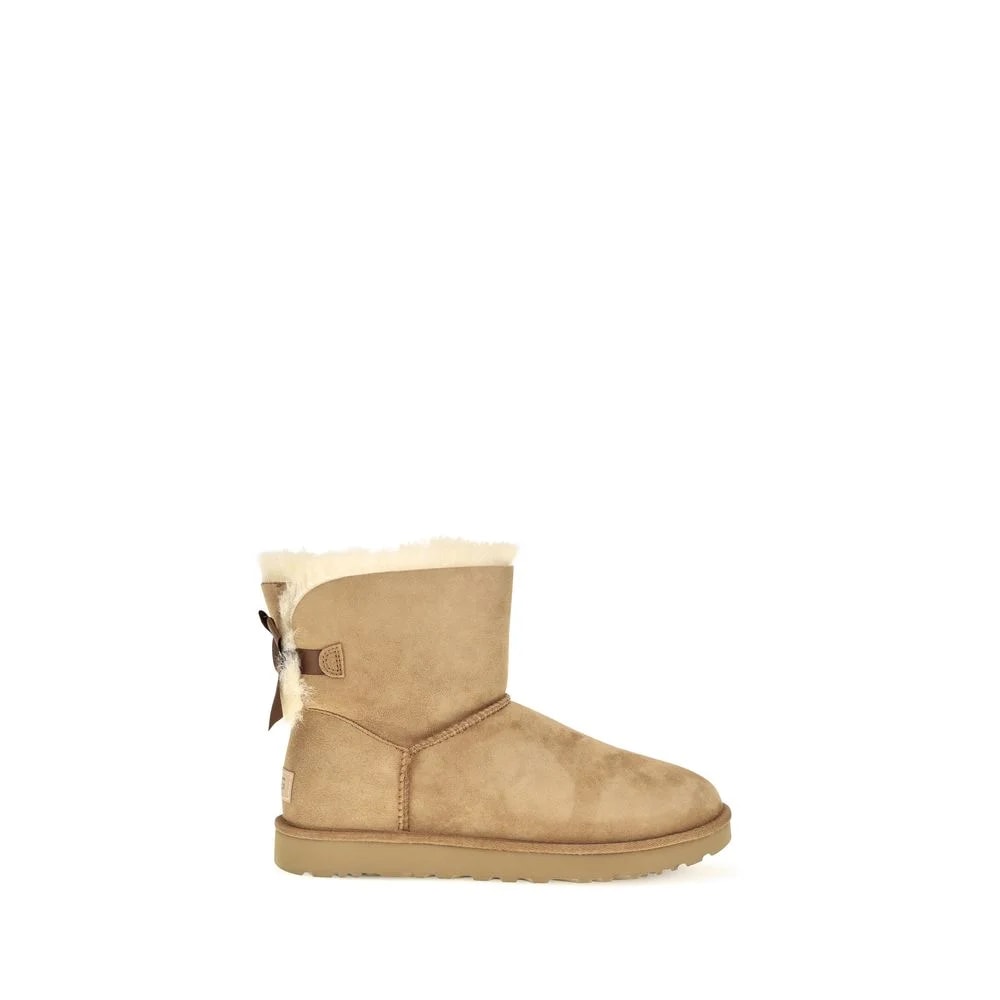 UGG — UGG Bos Taurus Ankle — Designer Shoe — resale