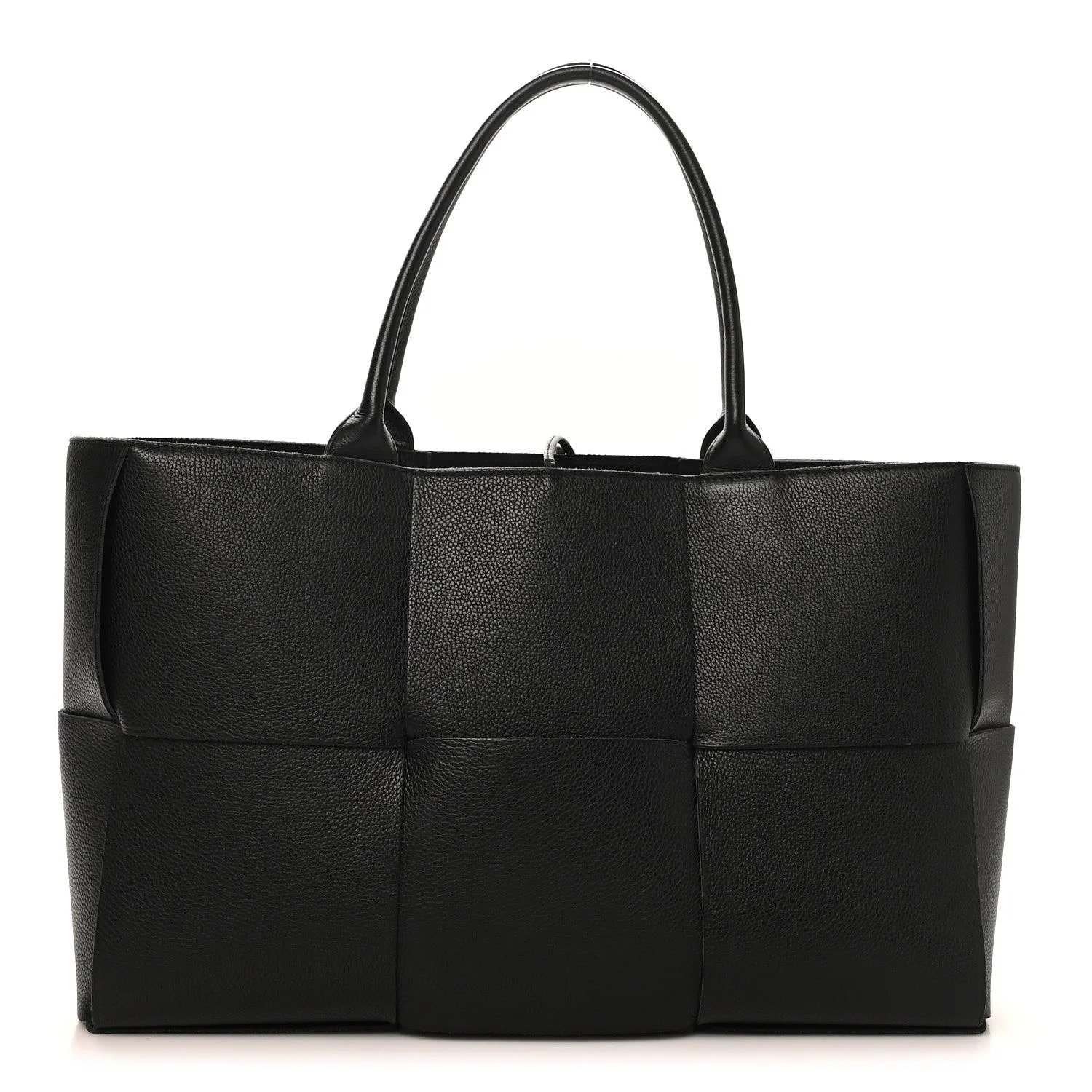 Bottega Veneta — Grained Maxi Medium Arco — Handbag — resale