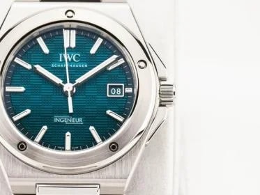 IWC — IWC Ingenieur Automatic 40mm Aqua IW328903 ( Unworn / 2026 / ) — Watch — resale