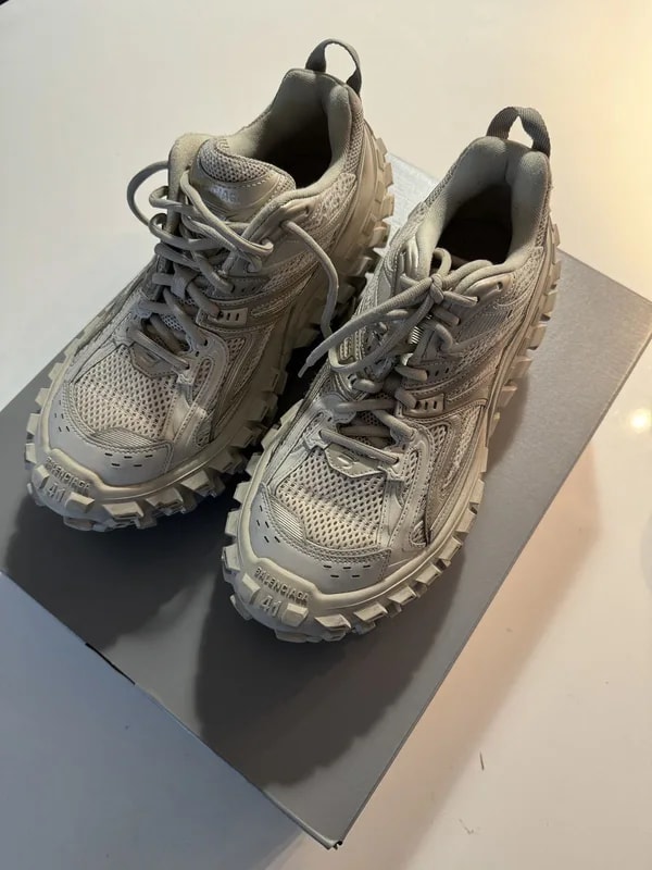 Balenciaga — OG Balenciaga Defender 41 Bouncer Demna YE Carti — Sneaker — resale