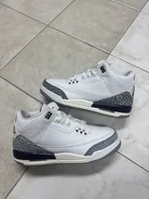 Jordan — Size 7 - Jordan 3 Retro Reimagined — Sneaker — resale