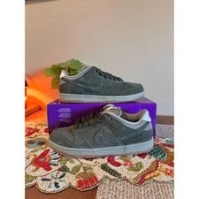 Nike SB — Size 9 - Nike SB Dunk Low Pro B Sequoia Light Army ISO HJ0367 301 — Sneaker — resale