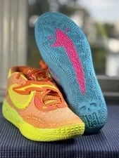 Puma — Puma MB.05 Rick & Morty Mismatched Basketball 312130-01 — Sneaker — resale