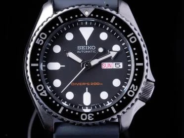Seiko — Seiko SKX007 With Box and Service Papers — Watch — resale