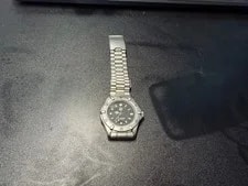 TAG Heuer — TAG Heuer WE1210-R Professional Quartz Date 200m — Watch — resale