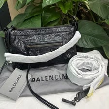Balenciaga — Excellent Balenciaga le City Moto 2Way Crossbody — Handbag — resale