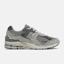 New Balance — New Balance 2002R M2002RAA — Sneaker — resale