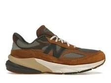 New Balance — New Balance 990v6 X Carhartt WIP Low Sculpture Center - M990CH6 — Sneaker — resale