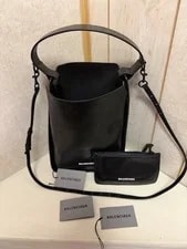 Balenciaga — NEW Balenciaga Tool 2.0 North South Medium Grained — Handbag — resale