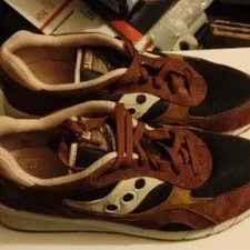 Saucony — Saucony 6000 Athletic / S70441-51 — Sneaker — resale