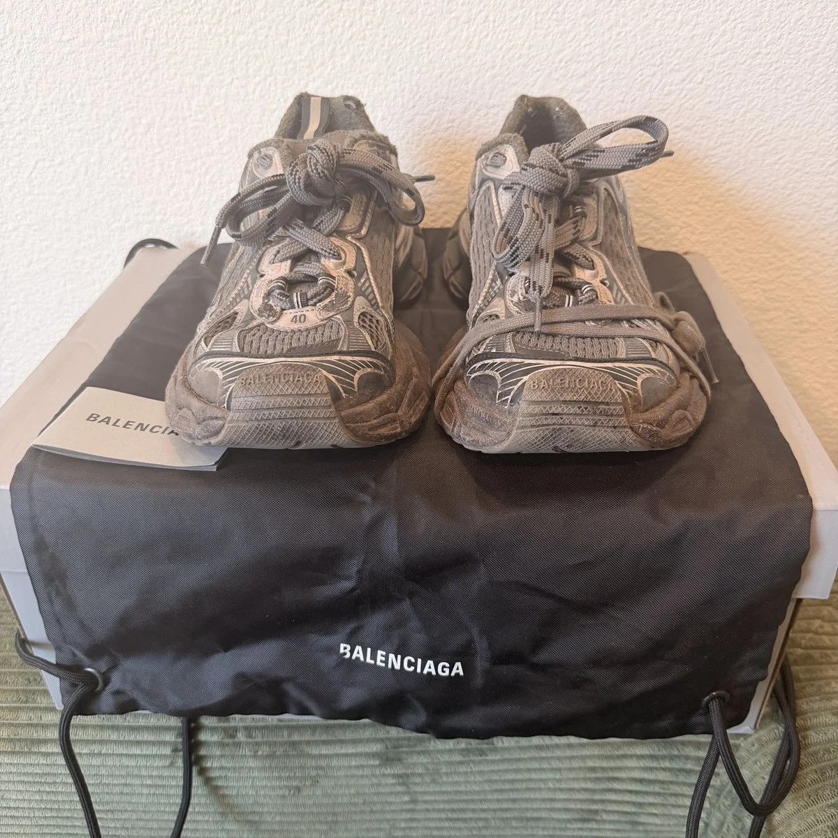Balenciaga — Balenciaga 3XL Worn-out Mud — Sneaker — resale