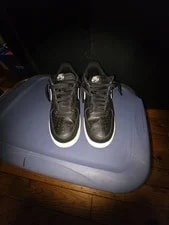 Nike — Nike Air Force 1 '07 Low Shoes -002 — Sneaker — resale