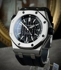 Audemars Piguet — Audemars Piguet Royal Oak Offshore Black Diver - 15710ST, Extra AP Rubber — Watch — resale