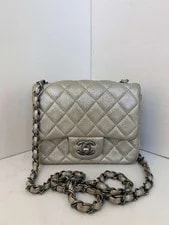 Chanel — Chanel Square Flap Chain Crossbody — Handbag — resale