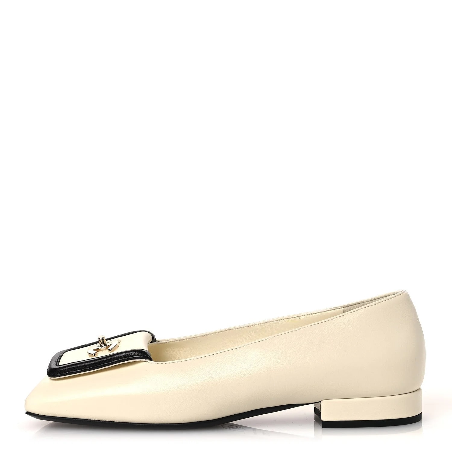 Chanel — Turnlock CC Ballet 36 — Designer Shoe — resale