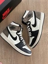 Jordan — Size 9M/10.5W - Jordan 1 Retro High 555088-105 — Sneaker — resale