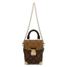 Louis Vuitton — Louis Vuitton Camera Reverse — Handbag — resale