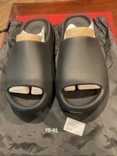 Yeezy — Yeezy Slide Size 11 With Bag, No Box — Sneaker — resale
