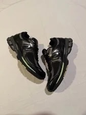 New Balance — New Balance 2002R M2002RLD — Sneaker — resale
