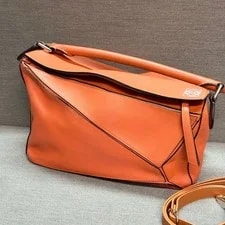 Loewe — Loewe Puzzle Medium -Condition — Handbag — resale
