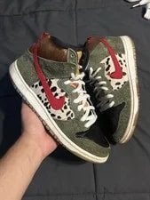 Nike SB — Nike SB Dunk HighDog Walker — Sneaker — resale
