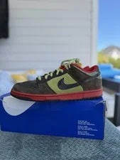 Nike SB — Size 13 - Nike SB Dunk Low Asparagus 313170-302 — Sneaker — resale
