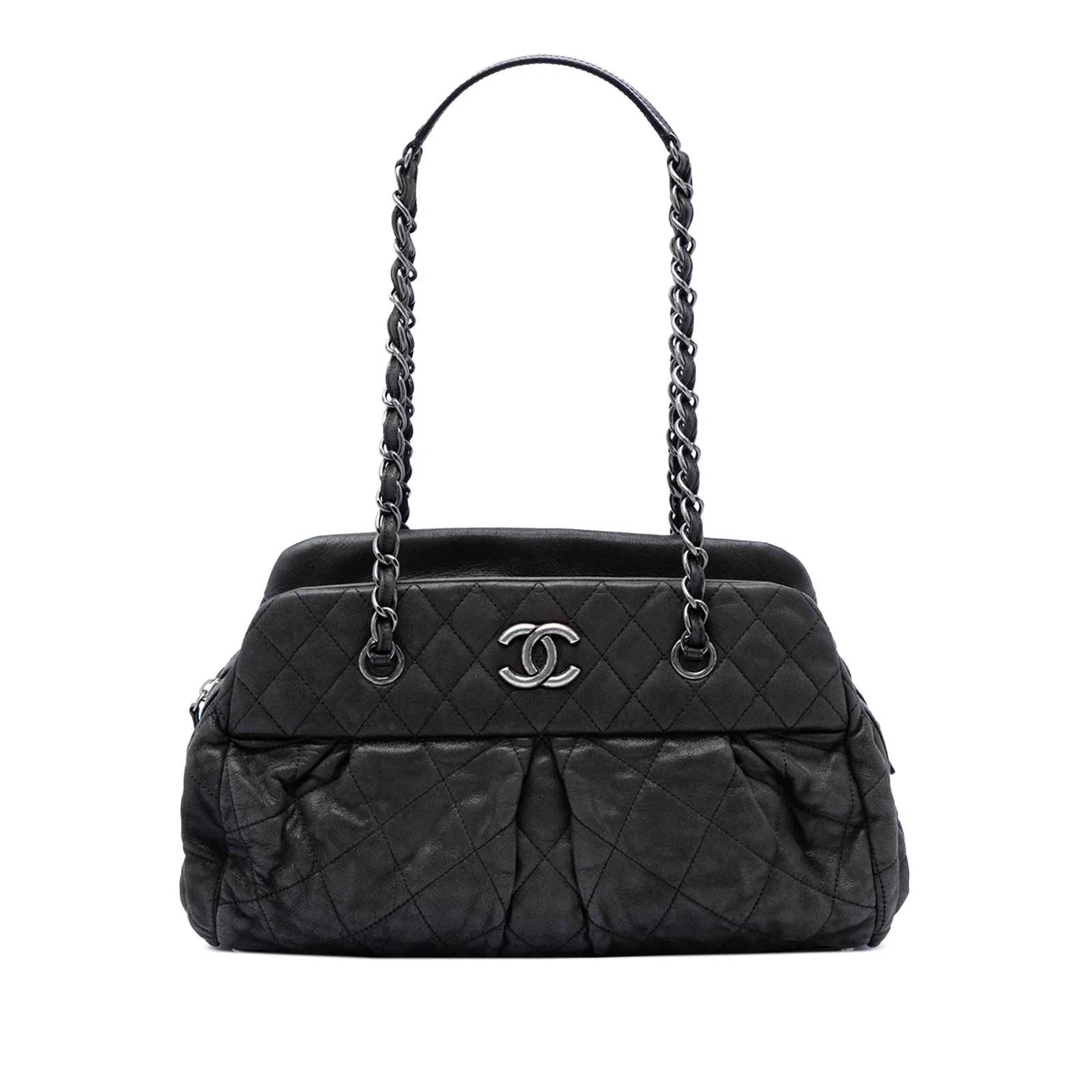 Chanel — Chic Quilt Bowling — Handbag — resale