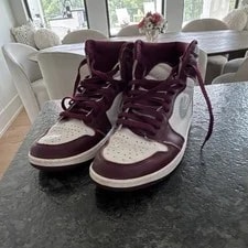 Air Jordan — Air Jordan 1 Retro High OG /Metallic — Sneaker — resale