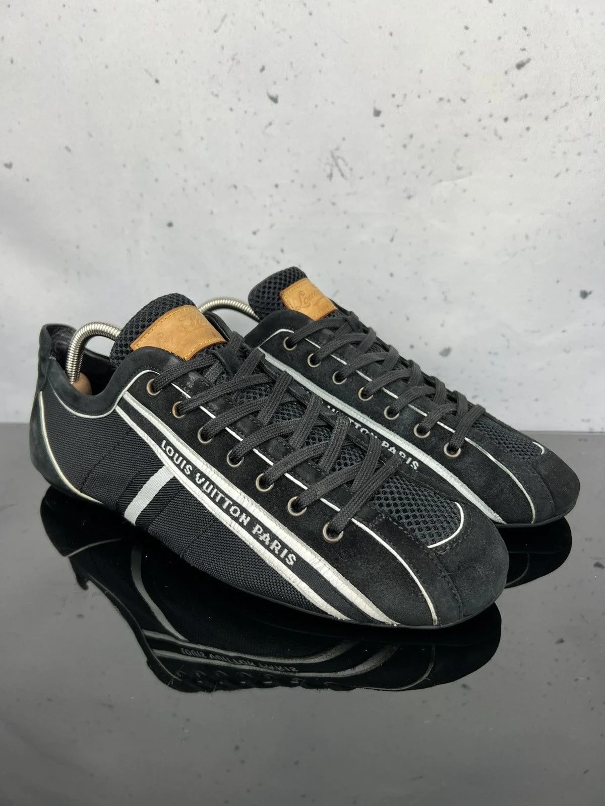 Louis Vuitton — Vtg Louis Vuitton Impulse Driving 42 Sz — Sneaker — resale