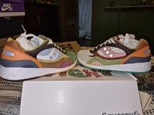 Saucony — Size 11 - Saucony 6000 Food Fight — Sneaker — resale