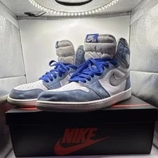 Jordan — Jordan Air 1 Retro High OG Hyper 2021 555088-402 — Sneaker — resale