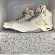 Air Jordan — Size 11 - Air Jordan 5 Retro SE Craft Light Orewood — Sneaker — resale