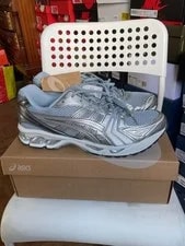 Asics — Asics Gel-Kayano 14 Dolphin EU45/UK10/US11 — Sneaker — resale