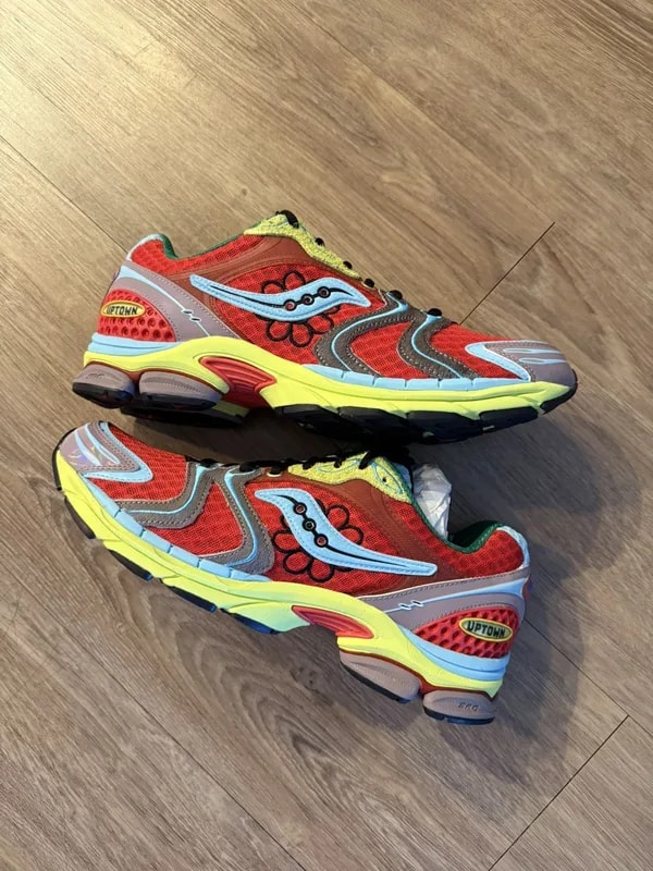 Saucony — Jae Tips X Saucony “Flowers Grow Uptown” — Sneaker — resale