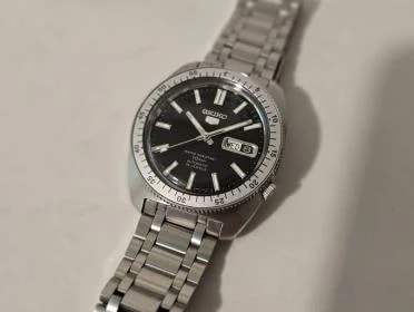 Seiko — Seiko SRPL93 Gene Kranz LE — Watch — resale