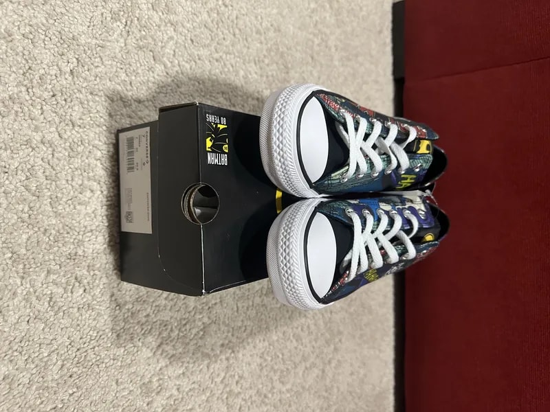 Converse — Batman X Converse Chuck Taylor Low 80th Anniversary-Joker — Sneaker — resale