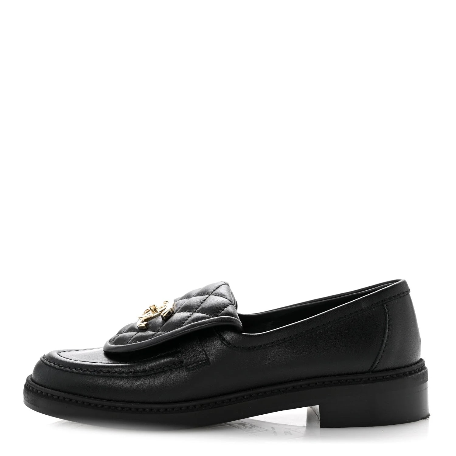 Chanel — CC Turnlock 36 — Designer Shoe — resale