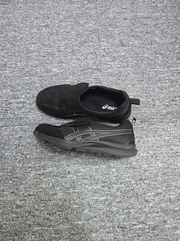 Asics — Asics Life Walker — Sneaker — resale