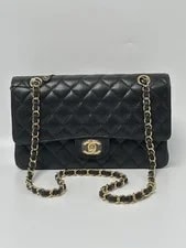 Chanel — Chanel Classic Medium Double Flap Chain P026CC — Handbag — resale