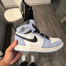 Jordan — Jordan Air 1 Retro High OG High Top 555088-134 2021 — Sneaker — resale